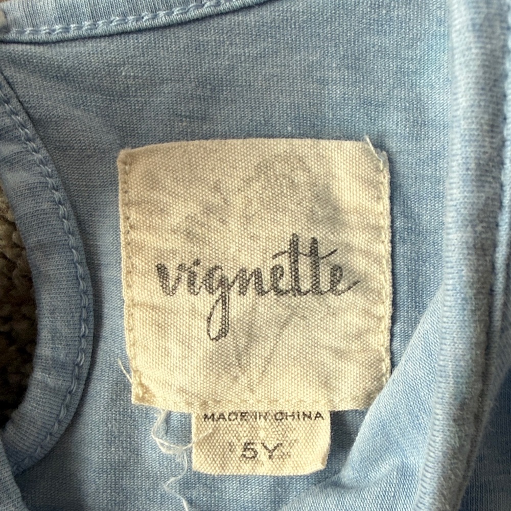 Vignette Ruffle Blouse - Picture 2 of 3